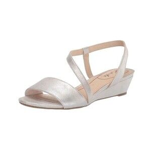 Life Stride Womens 8.5 W Silver Metallic Faux Leather Heels Sandals NIB SG7